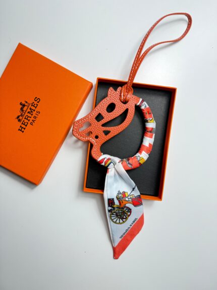 Luxury Paddock-Style Horse Charm